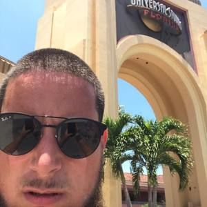 Meet your Posher, Bradley